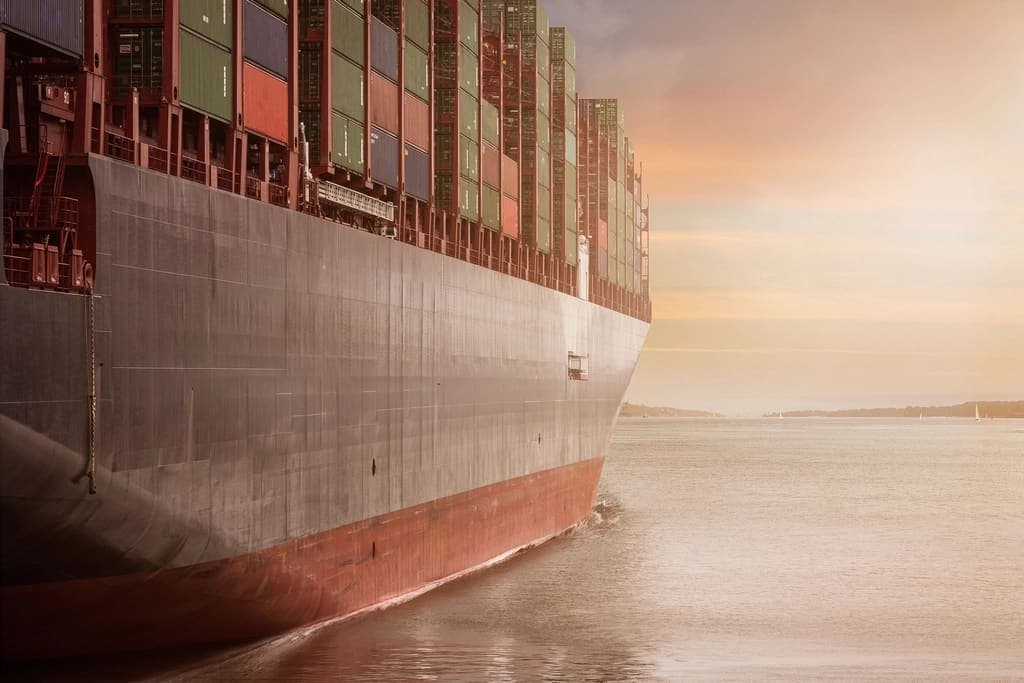 Vista de una terminal portuaria de contenedores